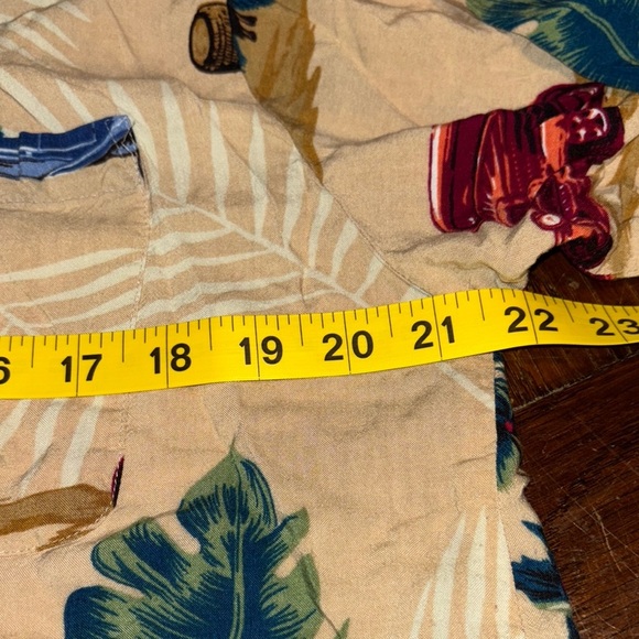 Puritan Beige Button Down Hawaiian Shirt with Vintage Car Print - Picture 6 of 9